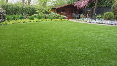 Kunstgras in tuin Almere
